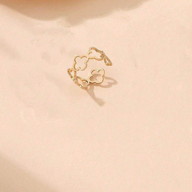 Clover Trio Ring